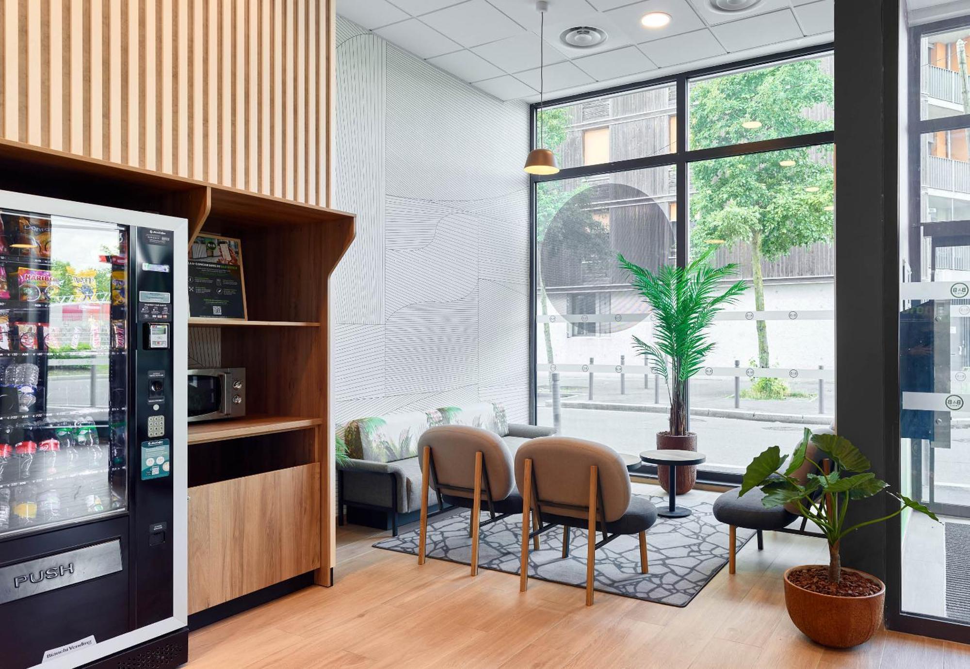 B&B Hotel Paris Clichy-Sous-Bois 3 Etoiles Экстерьер фото